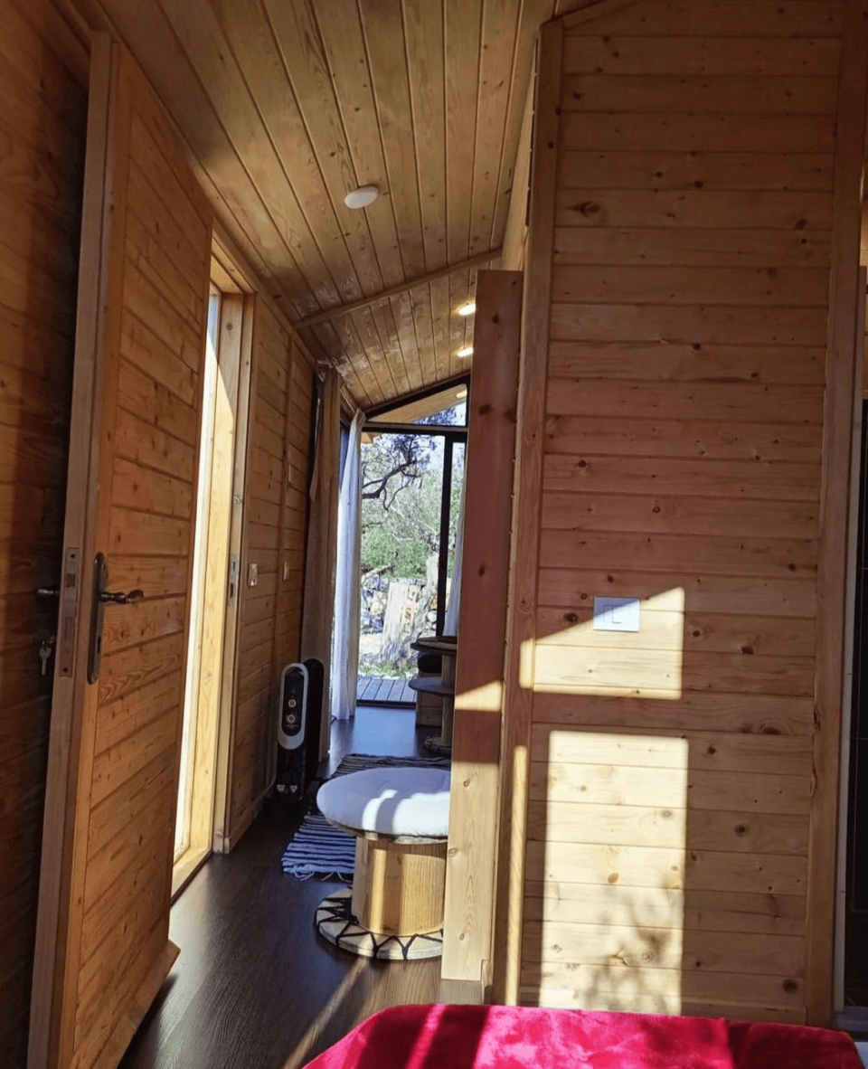 Shrubbery lodge - Image 2
