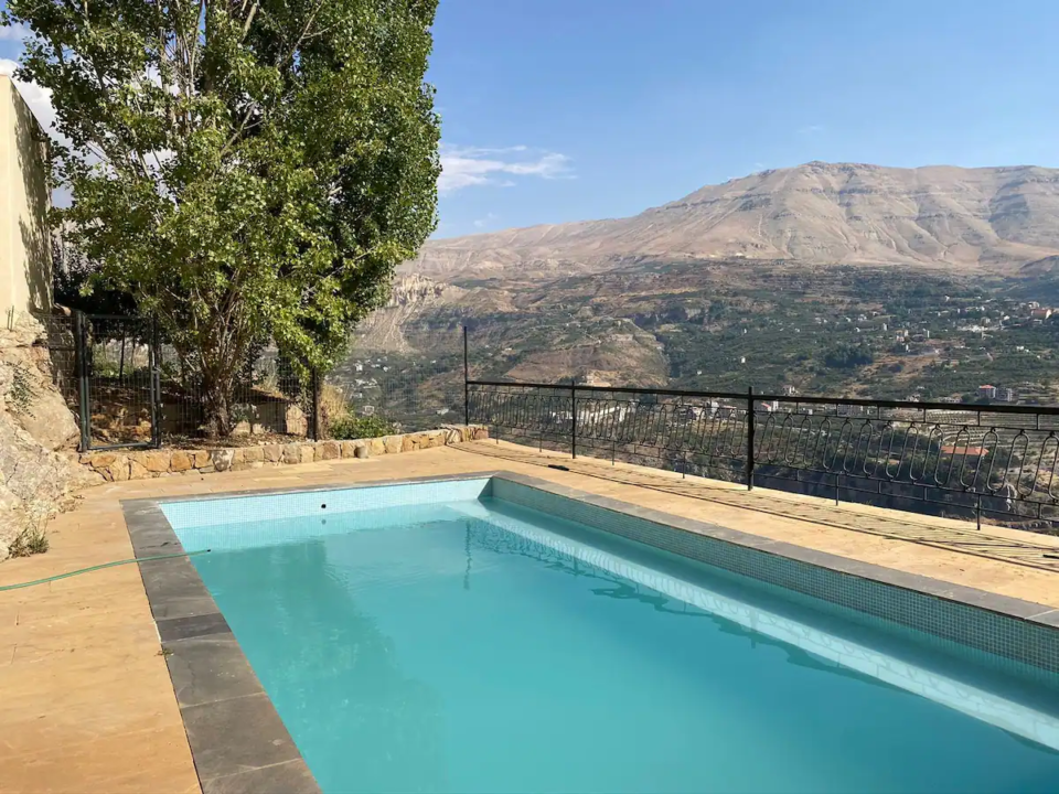 EGLOO BEIT EL HAWR - Image 10